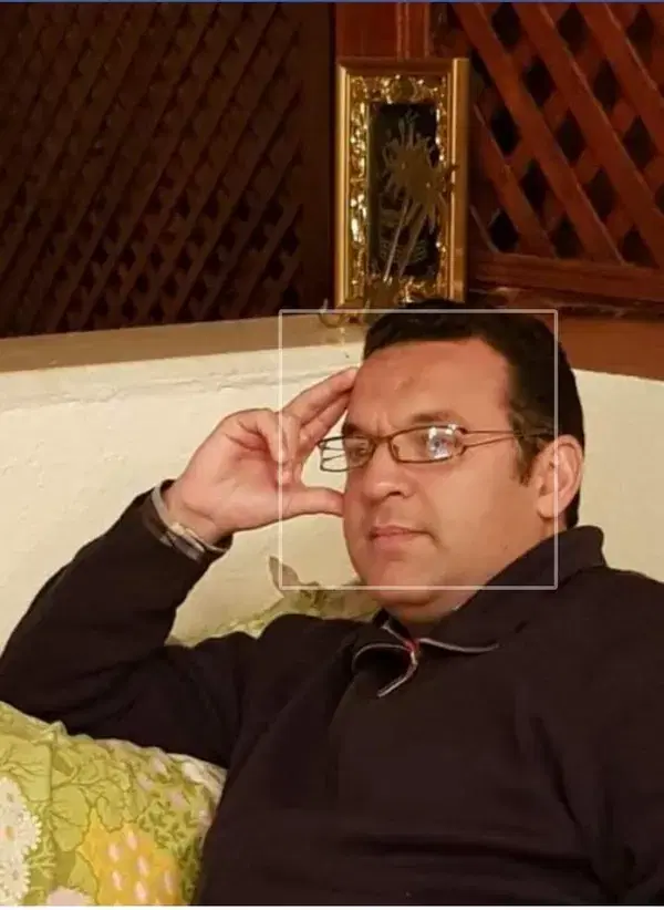 Professeur Mostafa - Sale