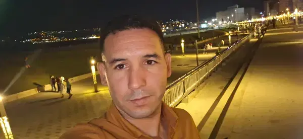 Professeur Adel - Tanger