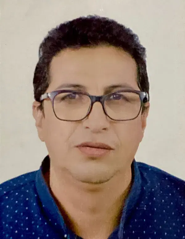 Professeur yacine - Sale